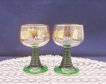 Vintage French goblets, Pair of French Green Stemmed Wine Glasses, Wine Glasses with Gold Decoration