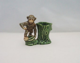 Wade Small Monkey Pose Vase, Collectable Wade Porcelain Figurine