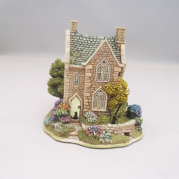 Lilliput Lane "HUBBLE BUBBLE" Cottage, Collectable Lilliput Lane Cottages, Miniature Cottage