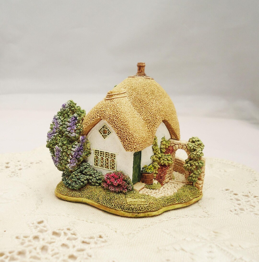 リリパットレーン　LILAC LODGE Vintage Lilliput Lane 