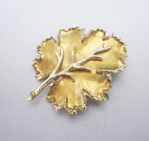 Exquisite Leaf Brooch Gold Tone Leaf Brooch Signed Vintage - Etsy UK