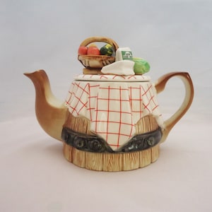 Paul Gardew Table Tea Pot, Paul Gardew Design Disney Tea Pot