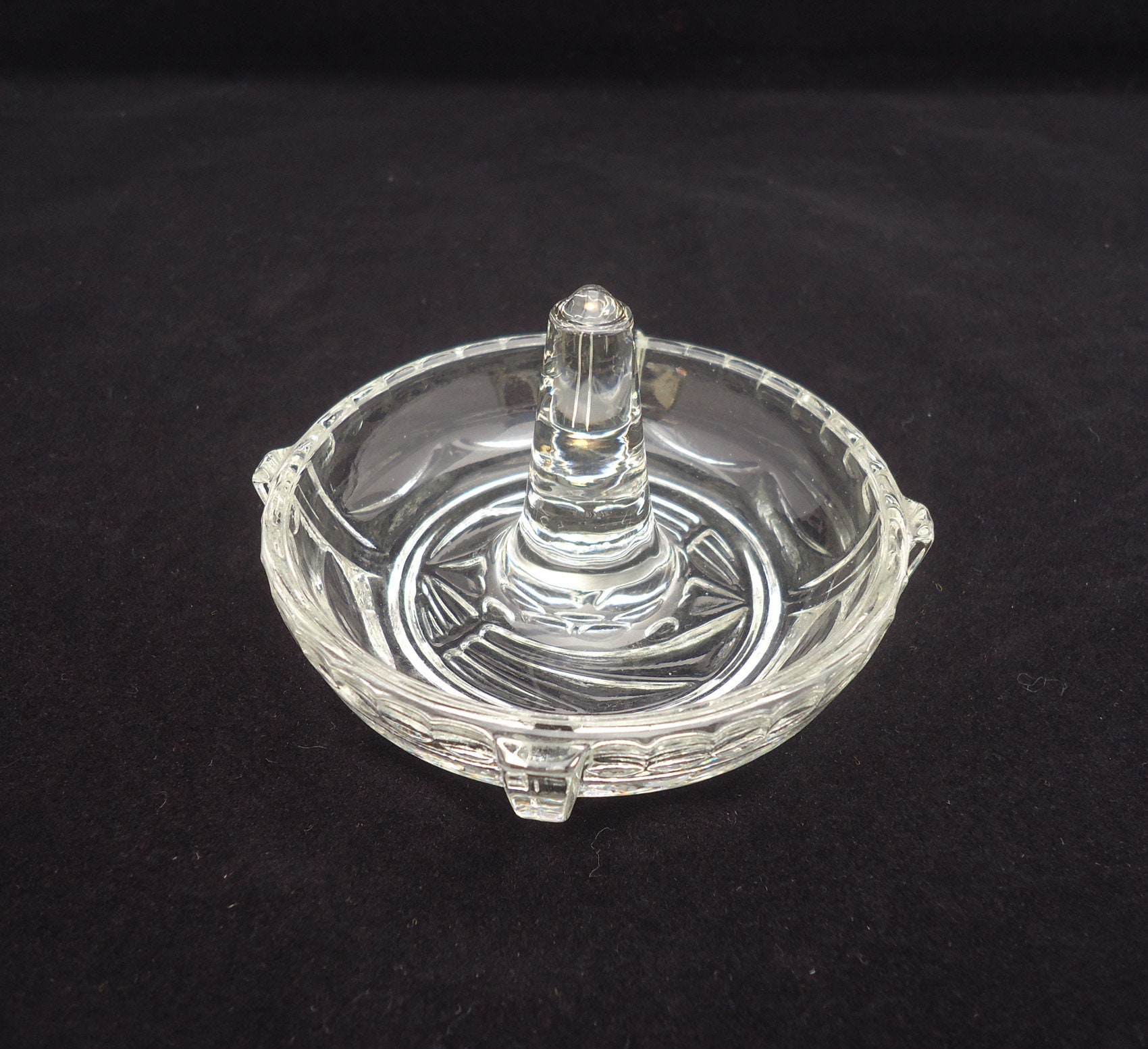 Cut glass ring best sale holder