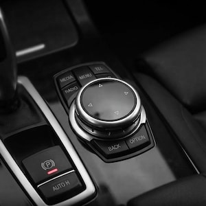 BMW iDrive-Drehknopfabdeckung – Multimedia-Drehknopfblende für F10, F20 und F30, Interieur-Upgrade aus Aluminiumlegierung, Zubehör für BMW 1er, 3er und 5er Reihe
