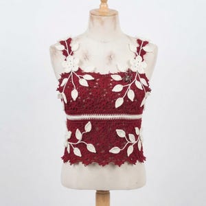 Floral Crochet Camisole Pattern PDF, Lace Tank Top with Flower Straps and Leaf Appliqués, Women’s XS–3XL, lace tank top.