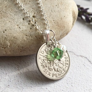 Lucky Silver Sixpence Halskette mit August Peridot Birthstone Ihre Wahl des Datums
