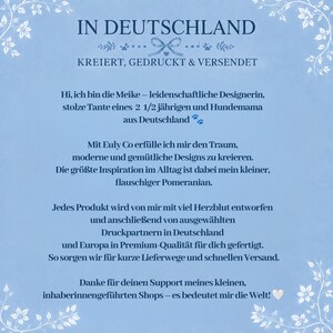 May include: A light blue informational card with white floral corner accents and dark blue text. The text reads: IN DEUTSCHLAND KREIERT, GEDRUCKT & VERSENDET, followed by a personal introduction from Meike, a designer from Germany.