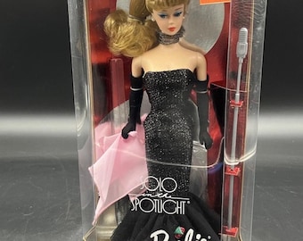 Barbie Solo en el foco, vintage de 1994, nueva versión Mattel 13534