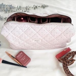 Beauty case trapuntato a pois – Organizer multitasche per cosmetici e strumenti per capelli immagine 2