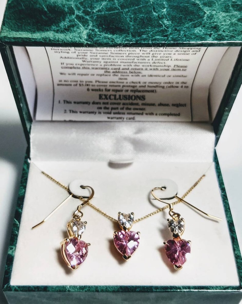 Pink Pink CZ Gold Tone Necklace Earrings in Box heart Shaped Stones Vintage Suzanne Somers Jewelry Set