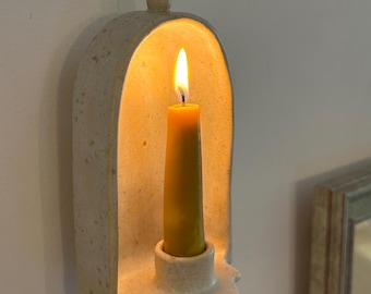 O Altar de Velas de Sal Marinho | Um aplique de parede para rituais