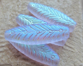 GOLDEN CREAM FEATHERS . 6330-10 10 Premium Picasso Czech Glass Bird Feather Beads 5x17mm