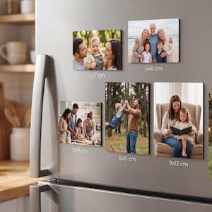 May include: A selection of rectangular photo magnets of various sizes, attached to a fridge. The magnets display family photos, including portraits of parents with children, and a group of people. The sizes are 5x7 cm, 6x8 cm, 7x9 cm, 8x11 cm, 9x12 cm, and 10x15 cm.
