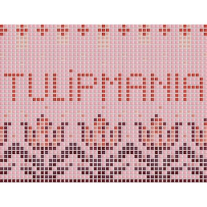 Op de afbeelding: Een mozaïektegelontwerp met het woord "TULIPMANIA" in het rood. De achtergrond is lichtroze, bestaande uit kleine vierkantjes. Onder de tekst bevindt zich een bloemenpatroon in rood- en bruintinten, dat een decoratieve rand vormt.
