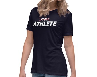 Camiseta holgada para mujer con diseño de atleta femenina.