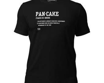 Camiseta unisex con estampado de panqueques y léxico gridiron.
