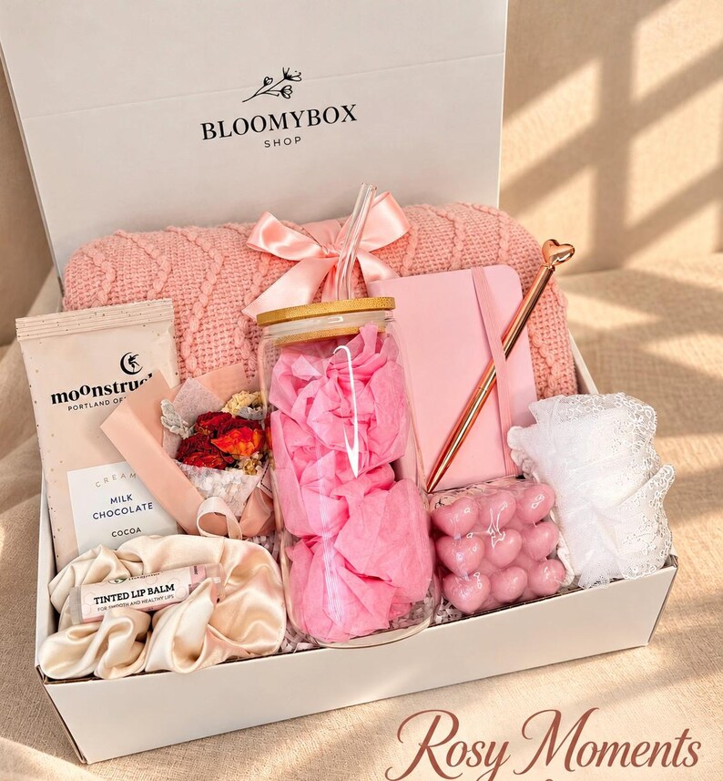 Caja de regalo rosa para relajarse, ideal para mujeres. Cesta de spa acogedora. Paquete de autocuidado para aliviar el estrés. Un regalo encantador y reconfortante. Rosy Moment