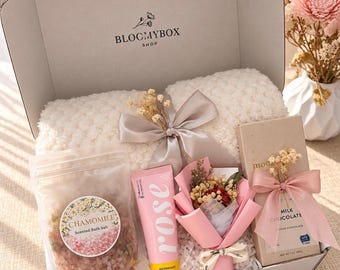 Self Care Gift Box for Her, Relaxation Gift Set, Birthday Gift for Her, Spa Gift Basket, Cozy Blanket Gift