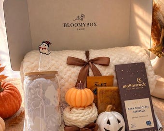 Halloween Gift Box for Her, Cozy Fall Gift, Autumn Care Package, Pumpkin Gift, Self Care Gift for Women