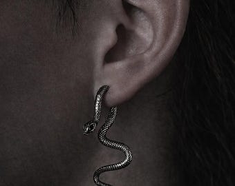 Gothic Silver Snake Drop Earrings – Serpent Dangle Pair – Unisex Jewellery