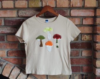 T-shirt en patchwork de champignons