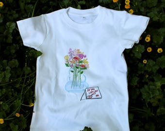 Camiseta gráfica ilustrada original, ramo de flores