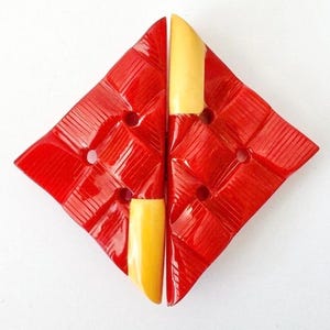Vintage ART DECO 30s/40s genuine bakelite belt buckle - cherry Red & Butterscotch