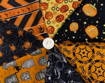 Halloween Fat Quarter Collection  7 Prints Pumpkins Ghosts Spiders and Cats