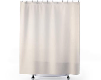 Cortina de ducha minimalista neutra / Decoración de baño en beige liso