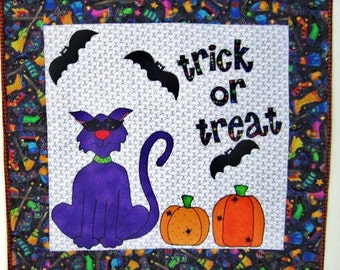 Trick or Treat - Cool Cat Halloween wall hanging .pdf pattern