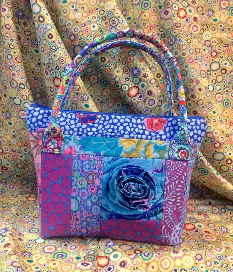 Krazy Kate Bag paper pattern make 4 Bags with 1 jelly roll or design roll, 2 sizes of bags with four different looks. image 5