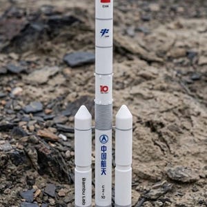 3D Printed Long March 10 Rocket Model Kit Chinese Lunar Mission CASC Super Heavy Lift Launch Vehicle Scale Replica Space Gift