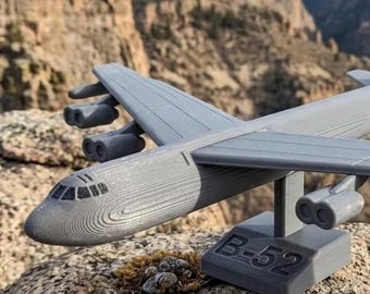 3D Printed B-52 Stratofortress Model Kit USAF Cold War Strategic Bomber 8 Engine Nuclear Capable Scale Display Aviation Gift Enthusiast