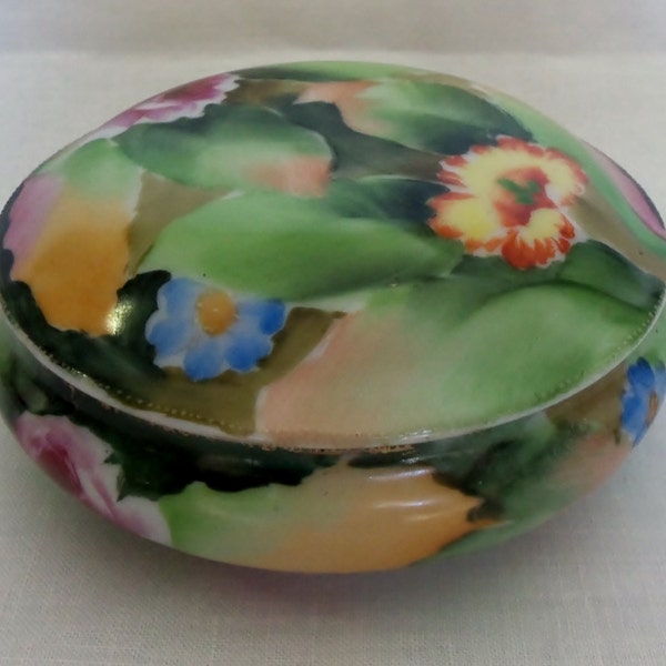 Vintage Chubu China Floral abalorio caja hermoso pintado a mano