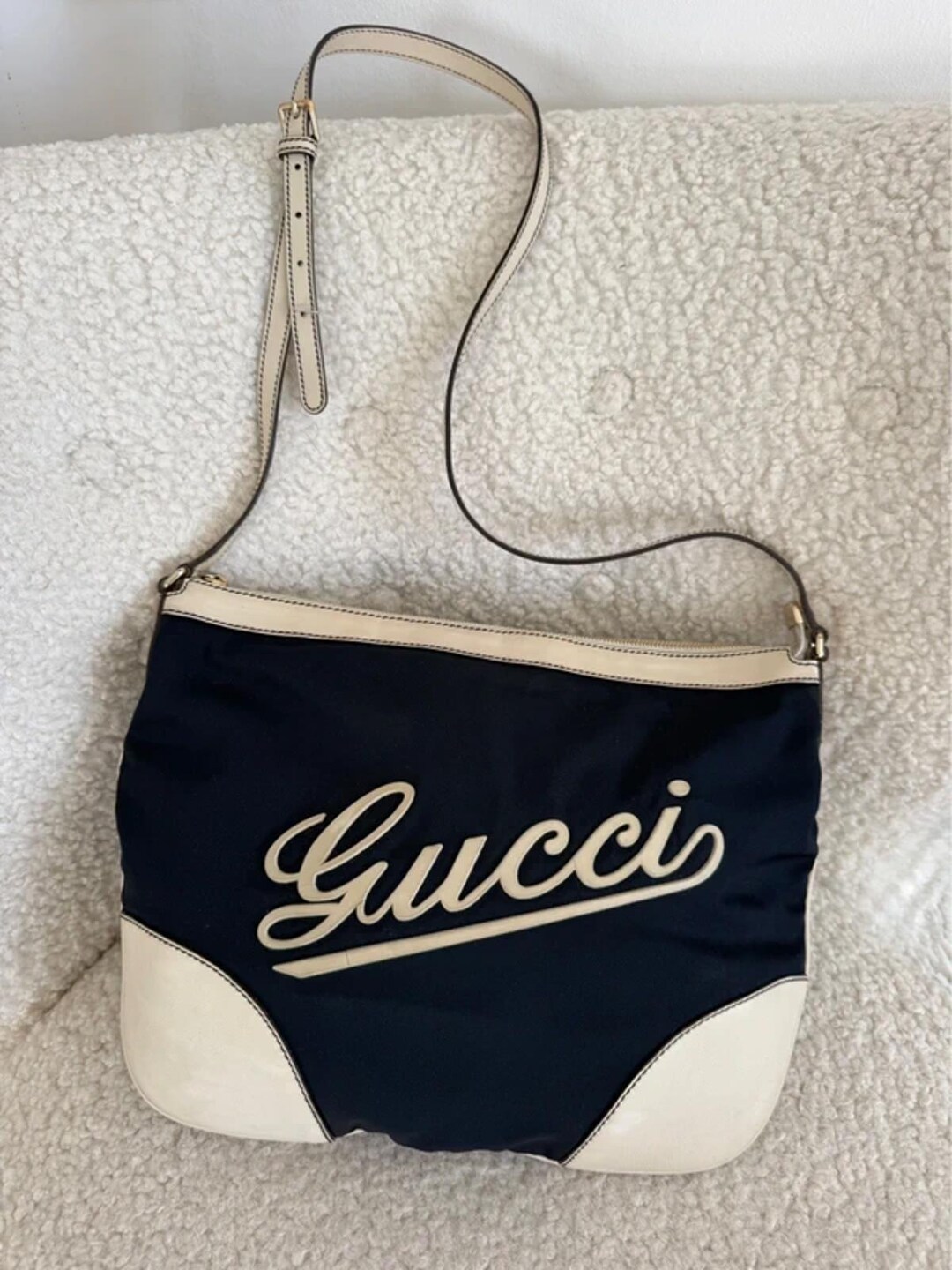 Gucci Script Logo Shoulder / Crossbody Bag - Etsy