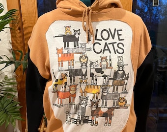 Geüpcycled kattenshirt met print: niet-overeenkomende mouwen, zakken, uniek
