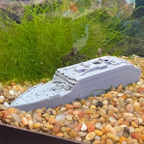 Titanic Wreck Fish Tank Decoration