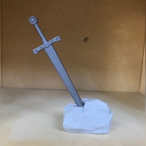 Stylo-épée Excalibur L&#39;épée dans la pierre