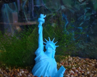 Statue of Liberty Sci Fi Apocalyptic Sunken Fish Tank Decoration