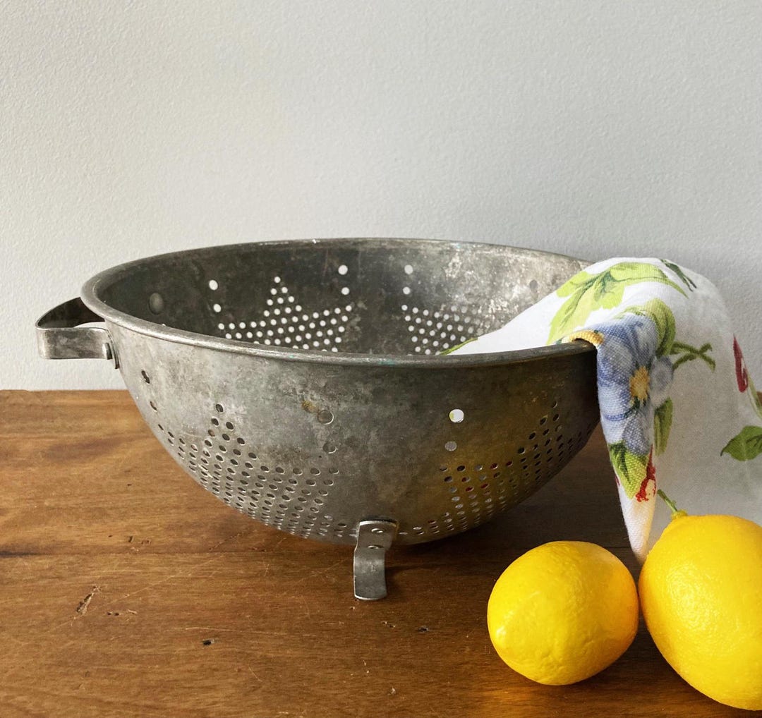 1940's Star Colander Strainer Country Farmhouse Kitchen Aluminum Tool ...