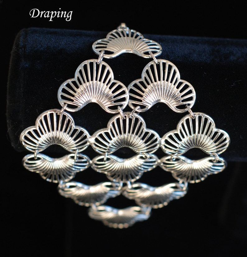 Vintage Sarah Coventry Silver Pendant and Earrings Geometric Lotus Blossom Summer Jewelry Diamond Shaped Silver Flexible Set