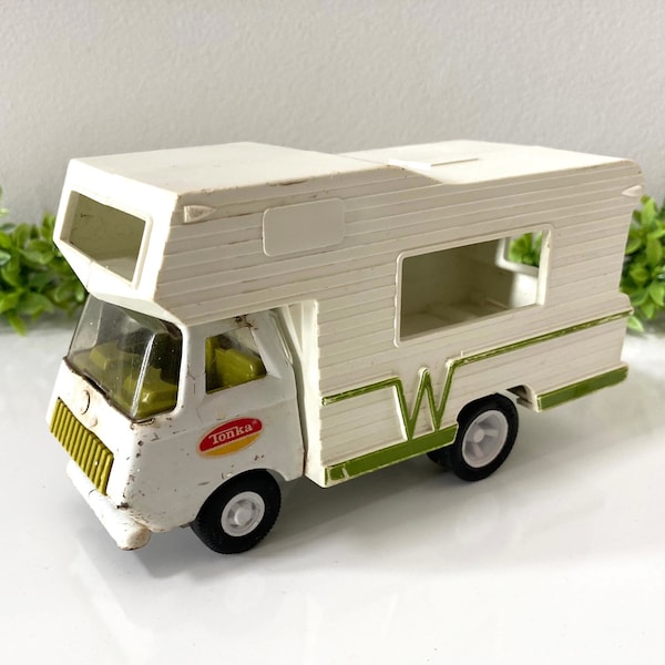 Vintage 70's Tonka Winnebago RV Camper Collectible Toy Truck Pretend Play Vehicle