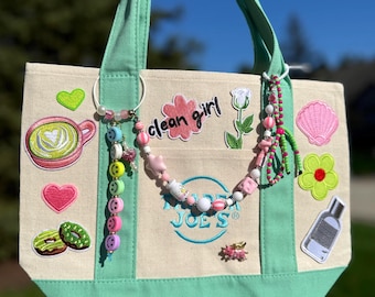 Bolso tote Matcha Girl de Trader Joe's / Incluye 6 accesorios para el bolso
