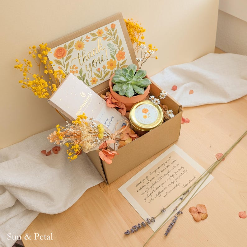 Mini Thank You Gift Box Chocolate Appreciation Care Package Small Recognition Present Perfect Teacher Nurse Coworker Gratitude Bundle Live Succulent Plant Gourmet Chocolate Treat Personalized Greeting Card Dried Floral Accent Employee Staff