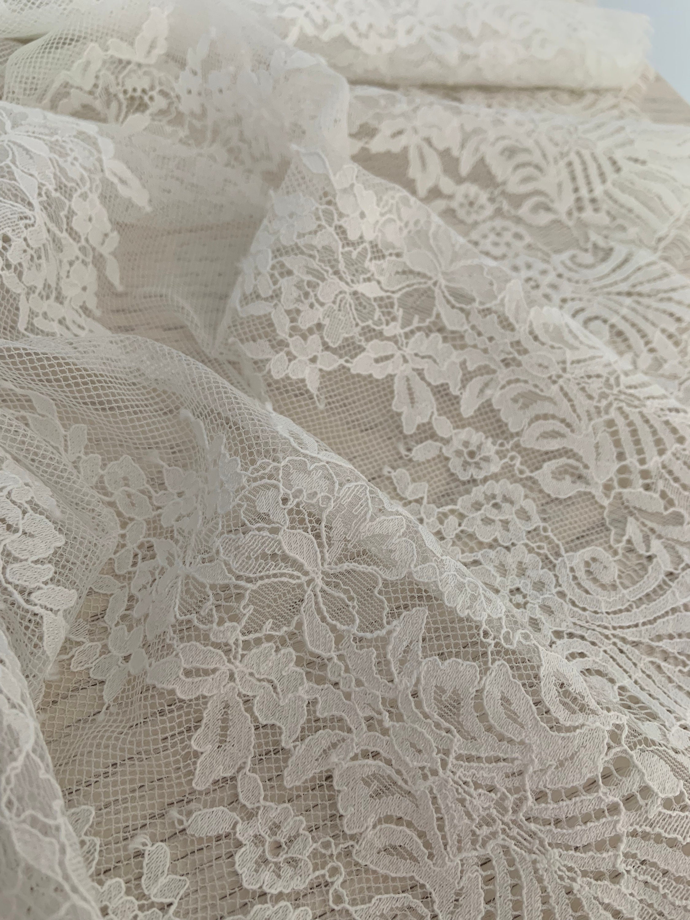 Ivory Chantilly Lace Fabric With Double Scallops by the Yard - Etsy