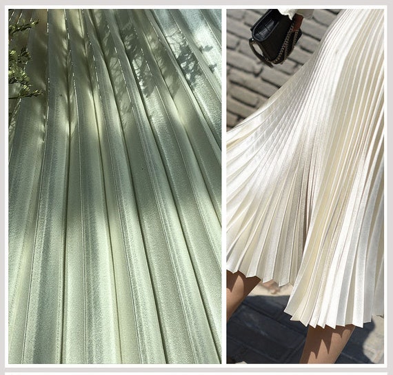 Light Champagne Pleated Satin Panel Satin Accordion Pleated