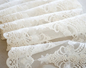 Off white Lace Trim, embroidered lace, Retro floral Lace Fabrc, vintage Bridal lace, wedding table cloth