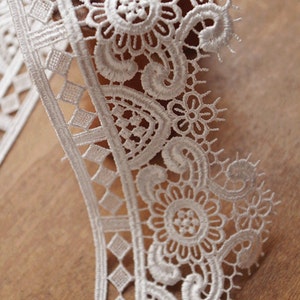 2.8 inches guipure lace trim, off white venise lace trim DG95B