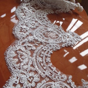 off white cord Lace Trim, alencon lace, scalloped lace trim, bridal lace, wedding trim lace