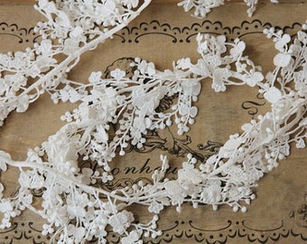 off White lace, 3d brial lace trim, cascading lace trim, jewelry lace, necklace lace with floral vein, bridal lace trim
